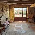 Casa Do Muro Alto Alvelos
