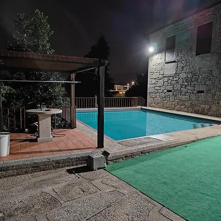 Casa Do Muro Alto *